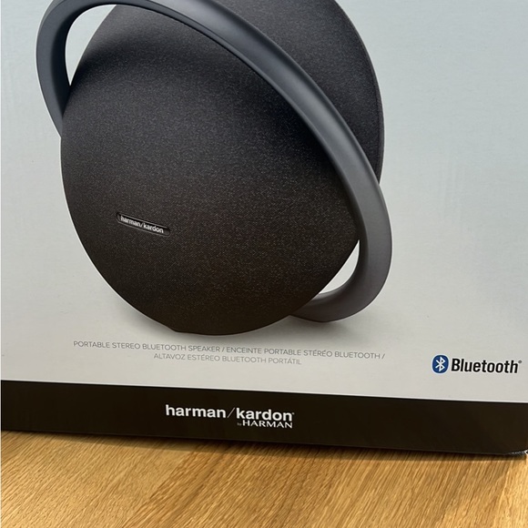 harman/kardon, ONYX STUDIO 7, Color Gray. Brand new. - Picture 5 of 8
